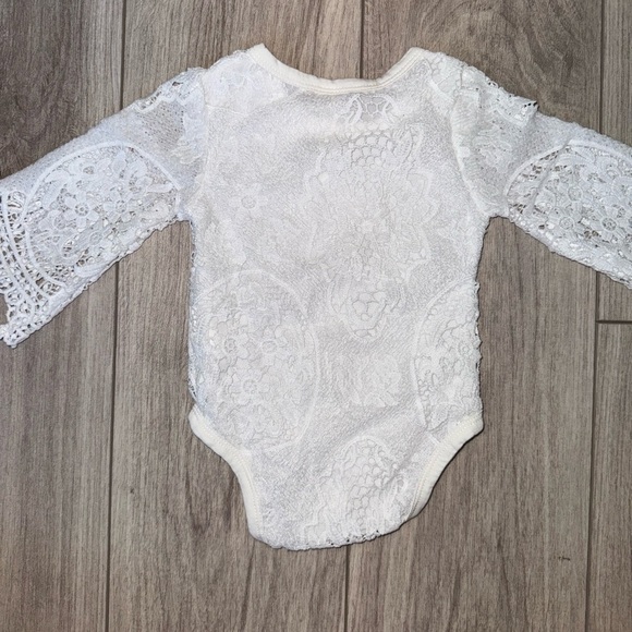 Lace Long Sleeve Baby Onesie - Picture 3 of 6